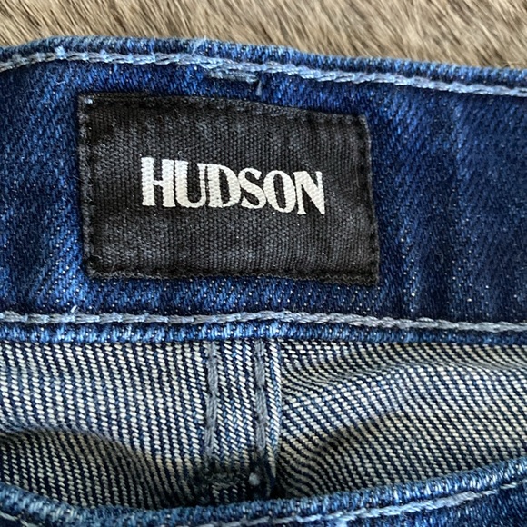 HUDSON Kenzie Cut Off Low Rise Jean Shorts - Picture 6 of 8